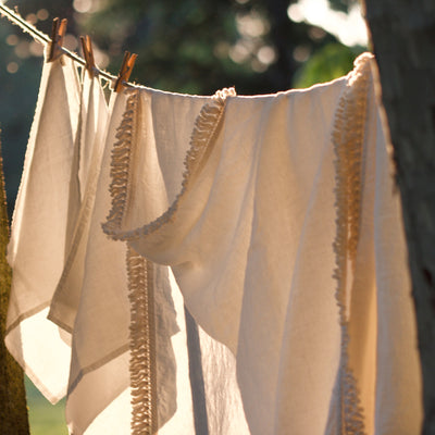 FRINGES linen tablecloth