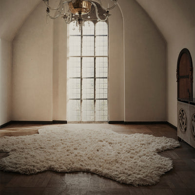 N0.09 vlněný koberec